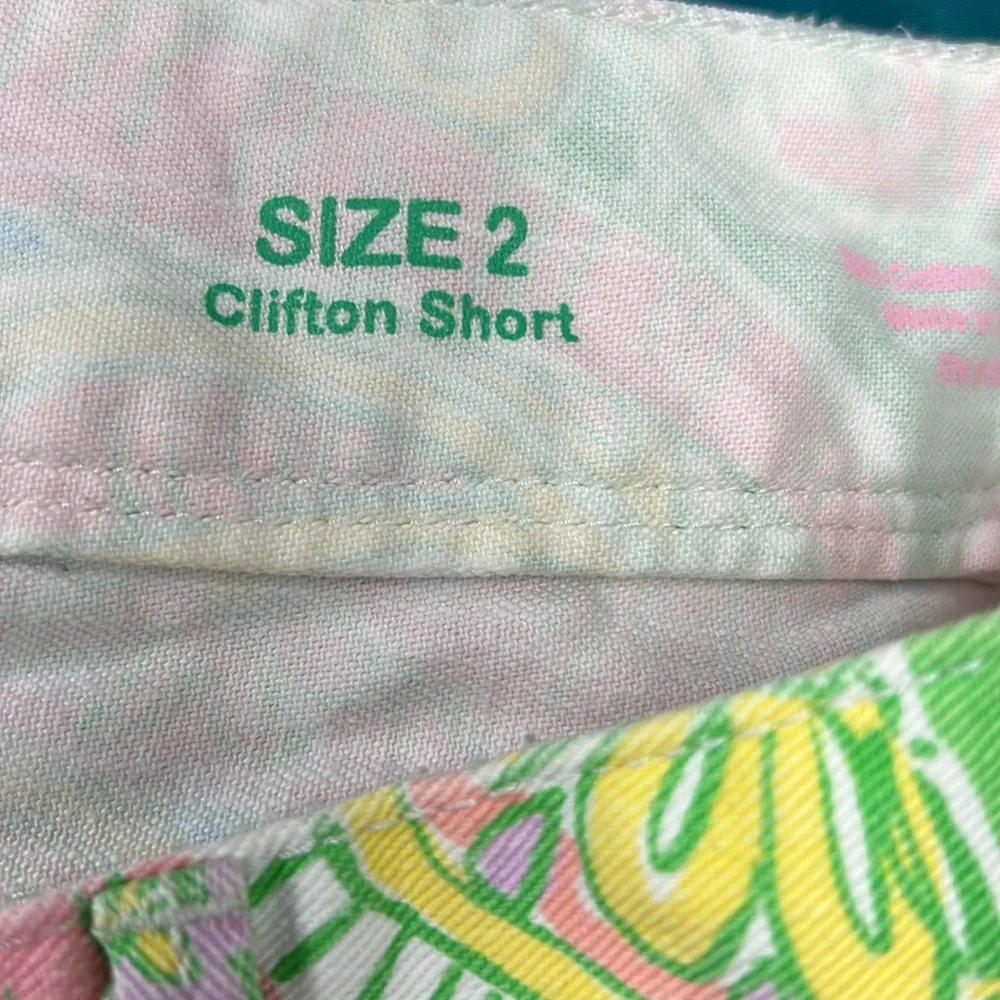Lilly Pulitzer The Clifton Short Denim Pink Green Paisley‎ Sz 2